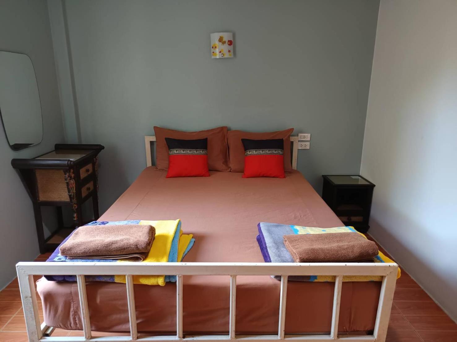 Chandra Hostel Ko Tao Esterno foto