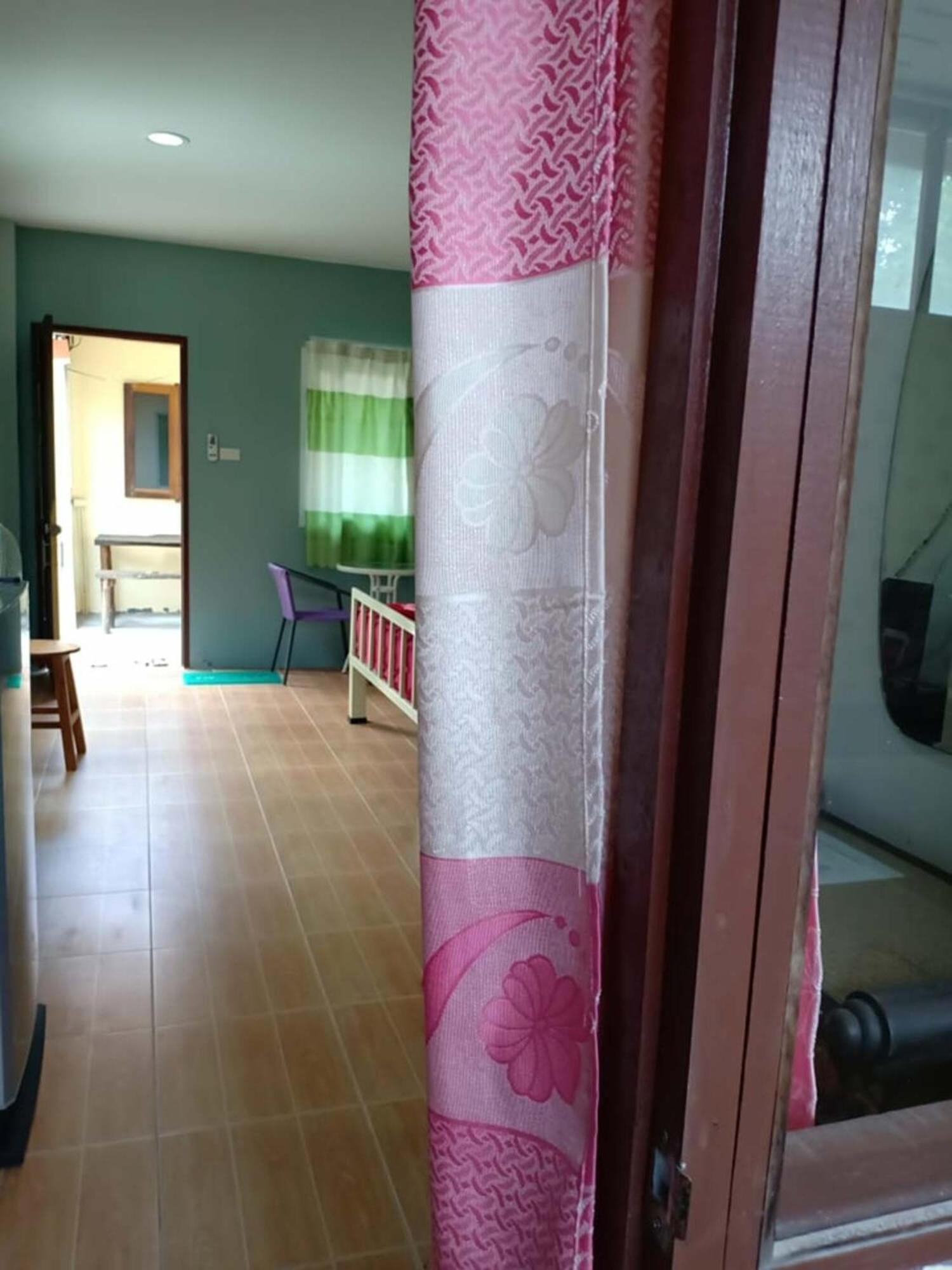 Chandra Hostel Ko Tao Esterno foto